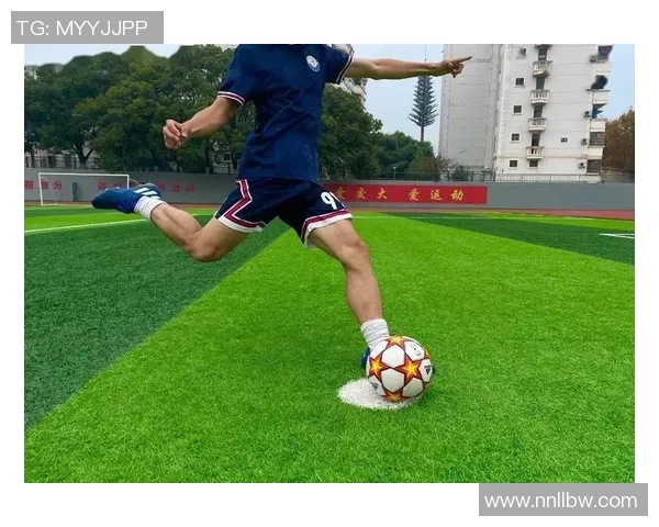 足球摆尾技艺解析与实战应用探讨提升球员综合素质的关键要素