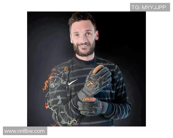 足球长手套助力守门员提升技艺与表现的秘密武器